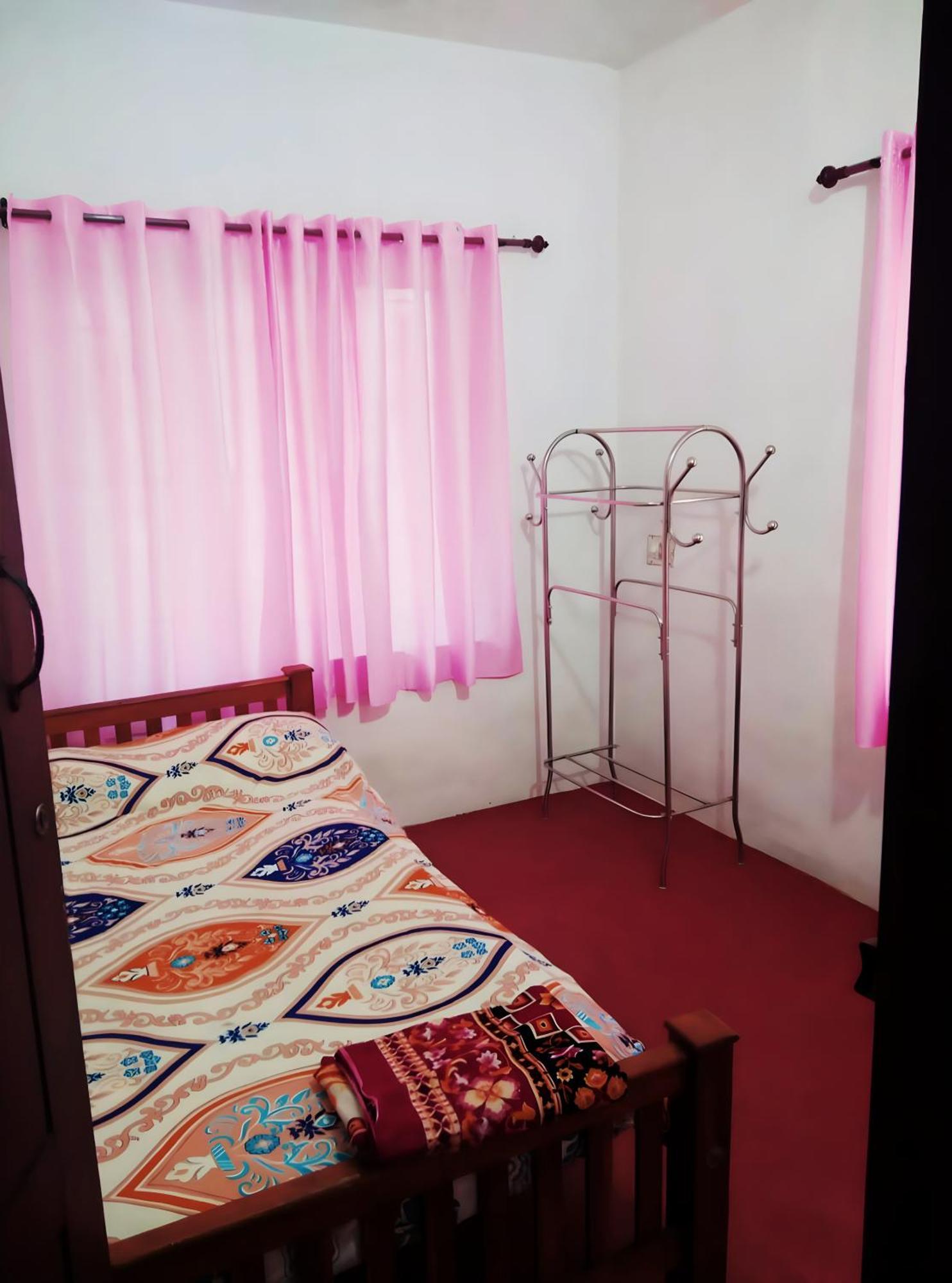 Thachattu Homestay Vaikom Luaran gambar